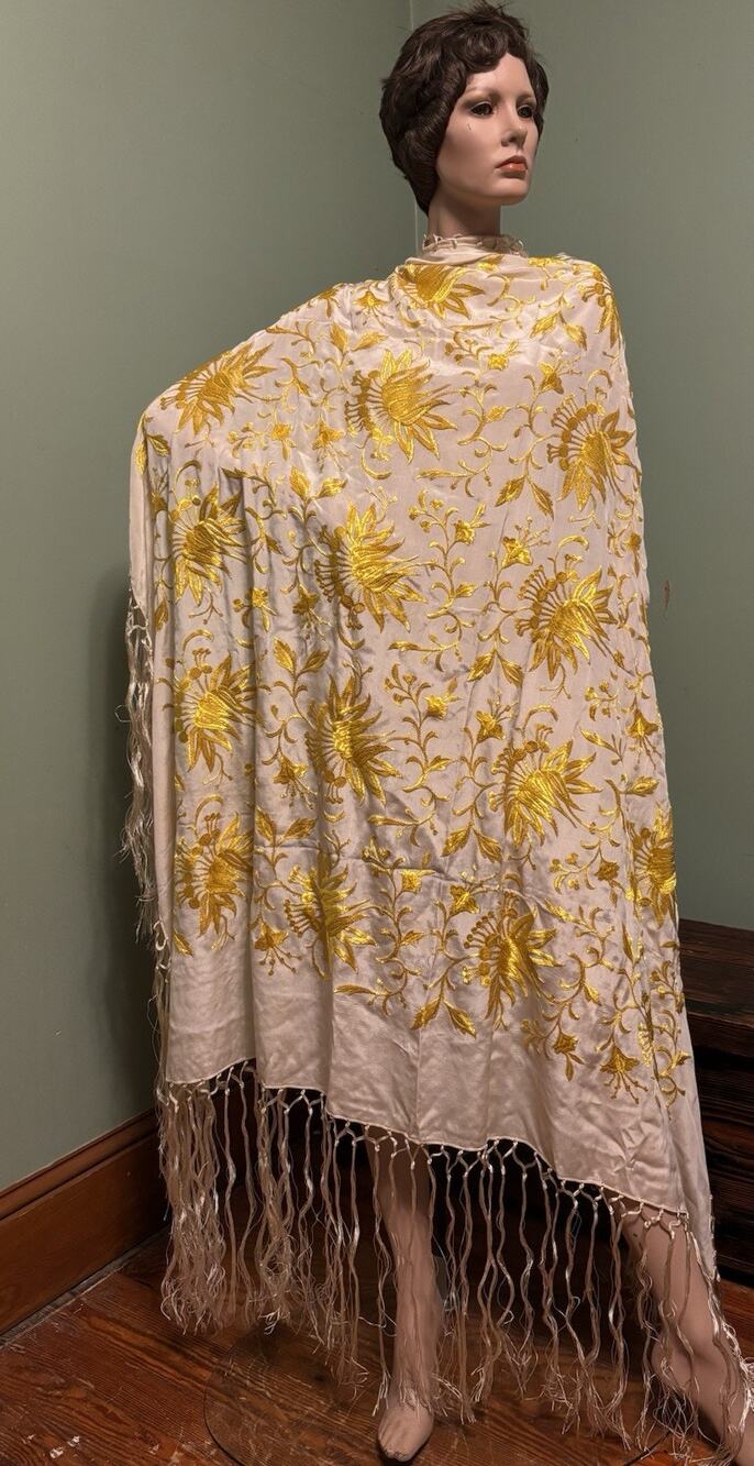 Antique 1920s Beige/Yellow Silk Floral Embroidered Piano Shawl 48”sq + Fringe